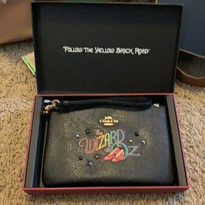 BNWT Wizard of Oz black leather wristlet